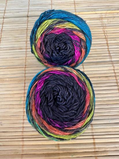 O’YARN  SALUTE & WAVE